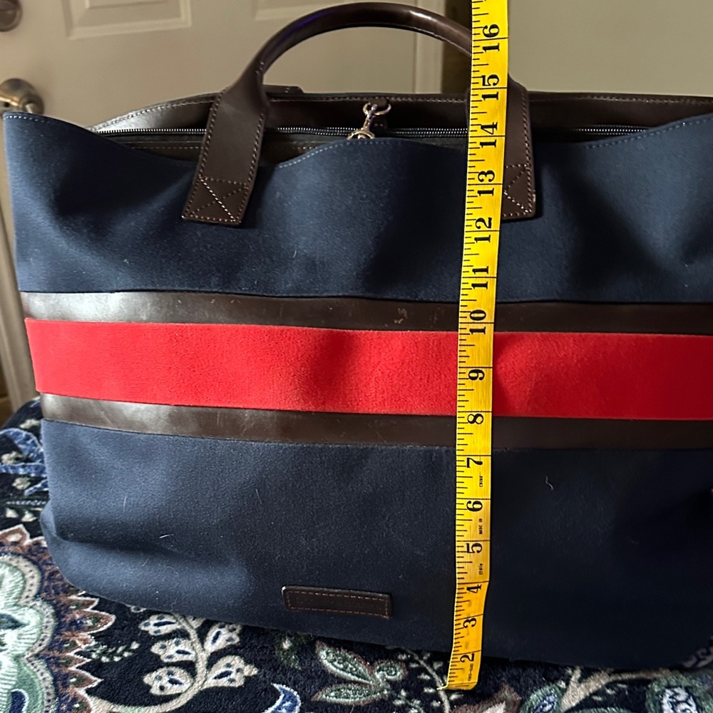 Dooney & Bourke Stylish Navy and Red X-Large Tote Bag - Picture 3 of 12